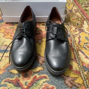 Hispanitas Black Leather Women's Loafers